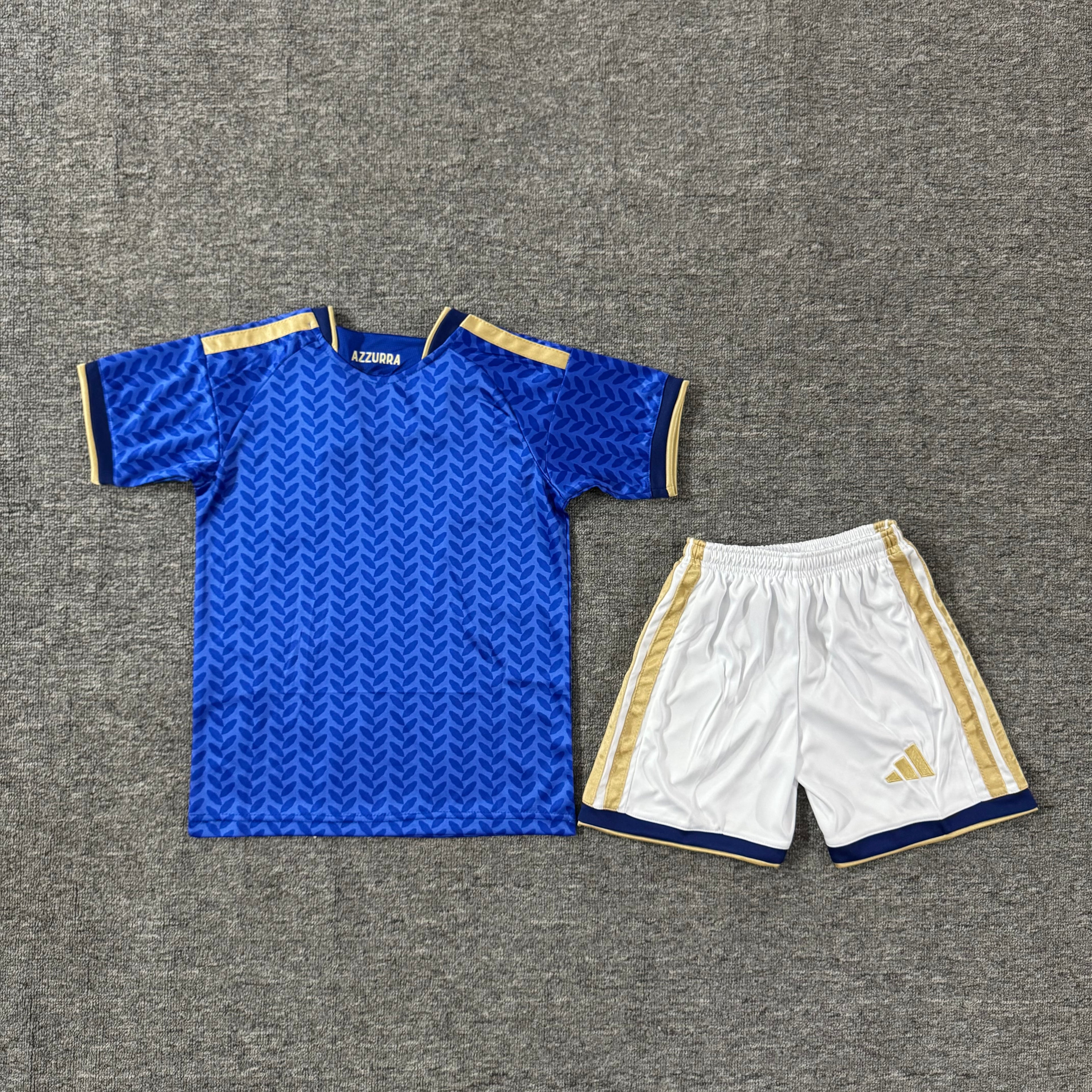 Ensemble de football enfant Italie domicile 2026/27 – vue 1