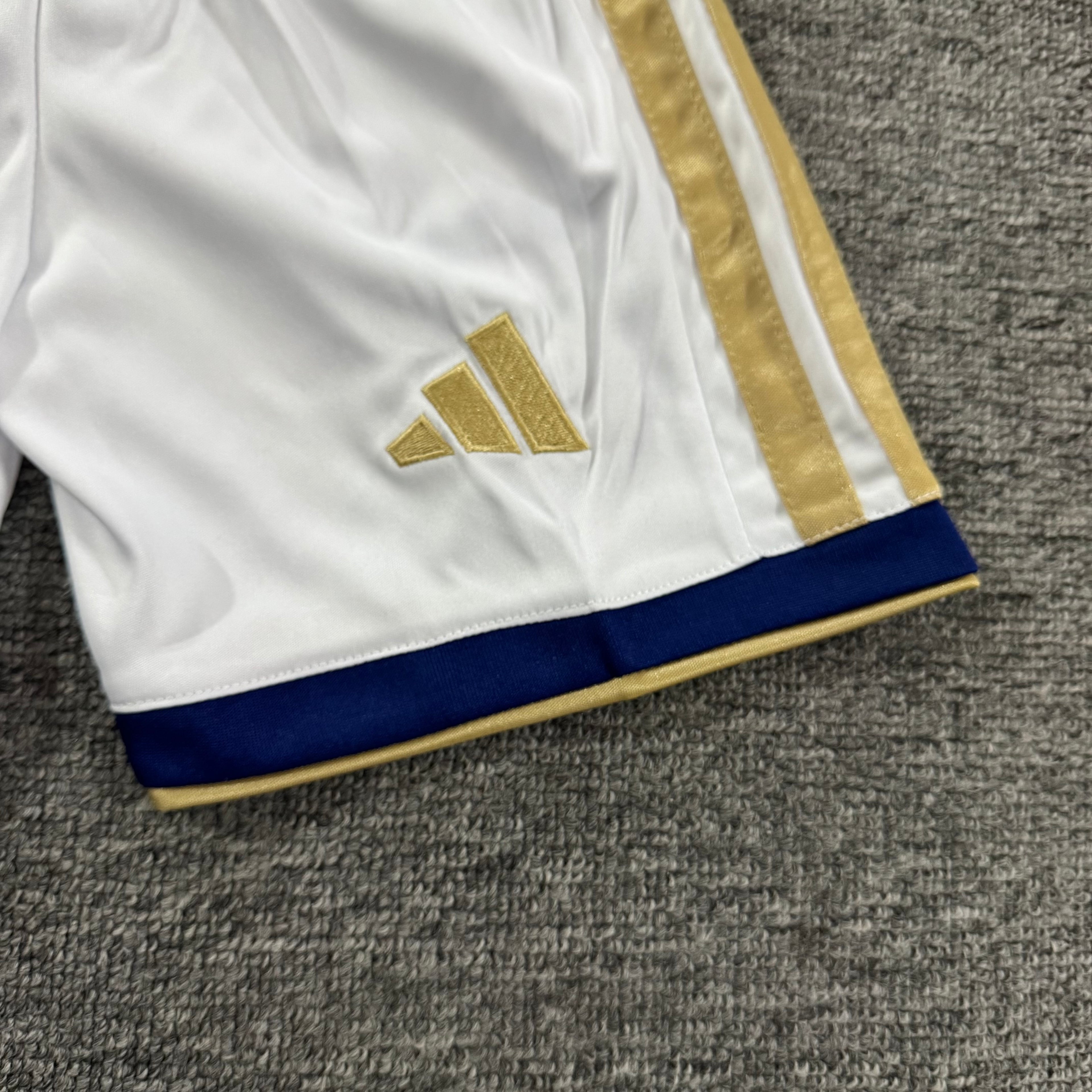 Ensemble de football enfant Italie domicile 2026/27 – vue 2