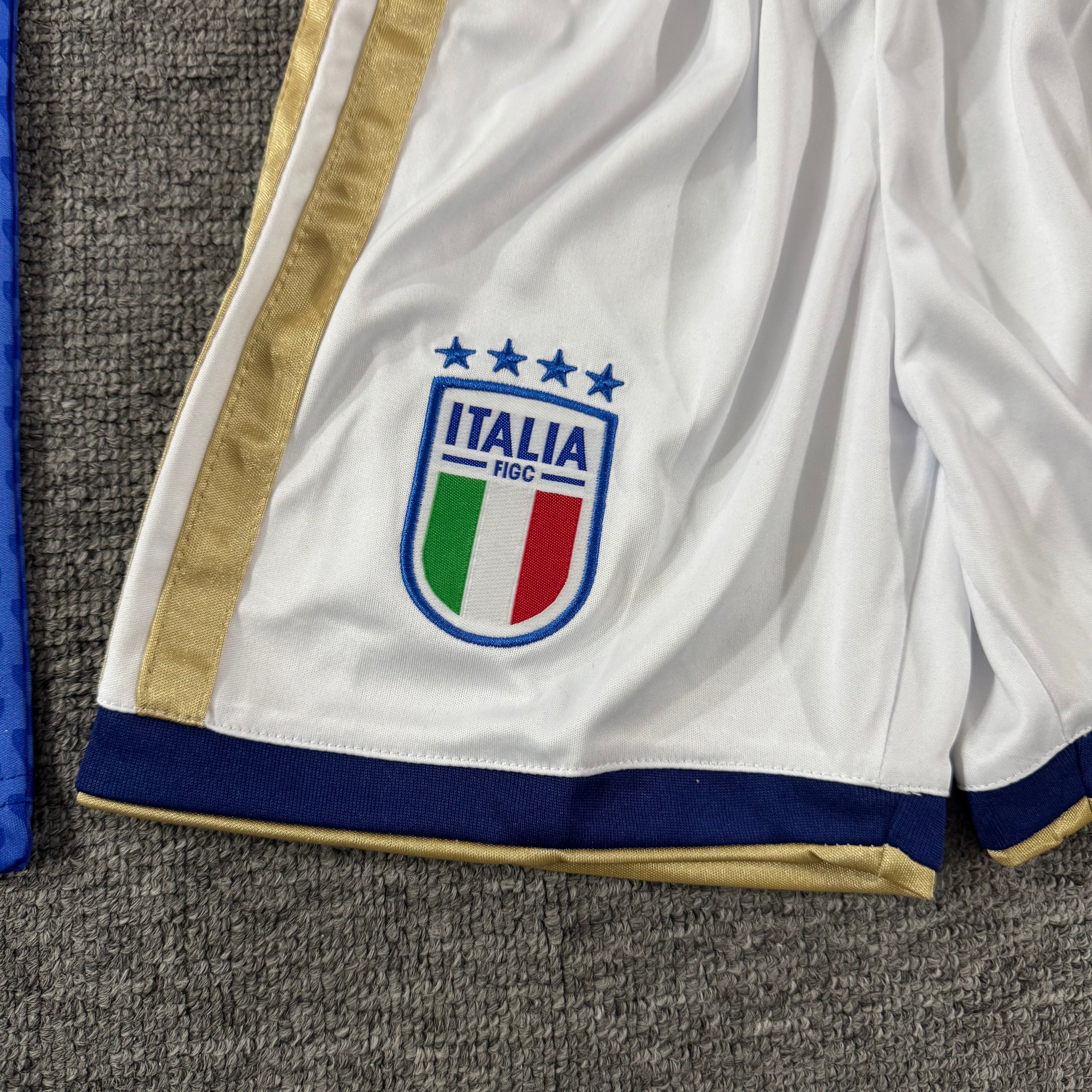 Ensemble de football enfant Italie domicile 2026/27 – vue 3