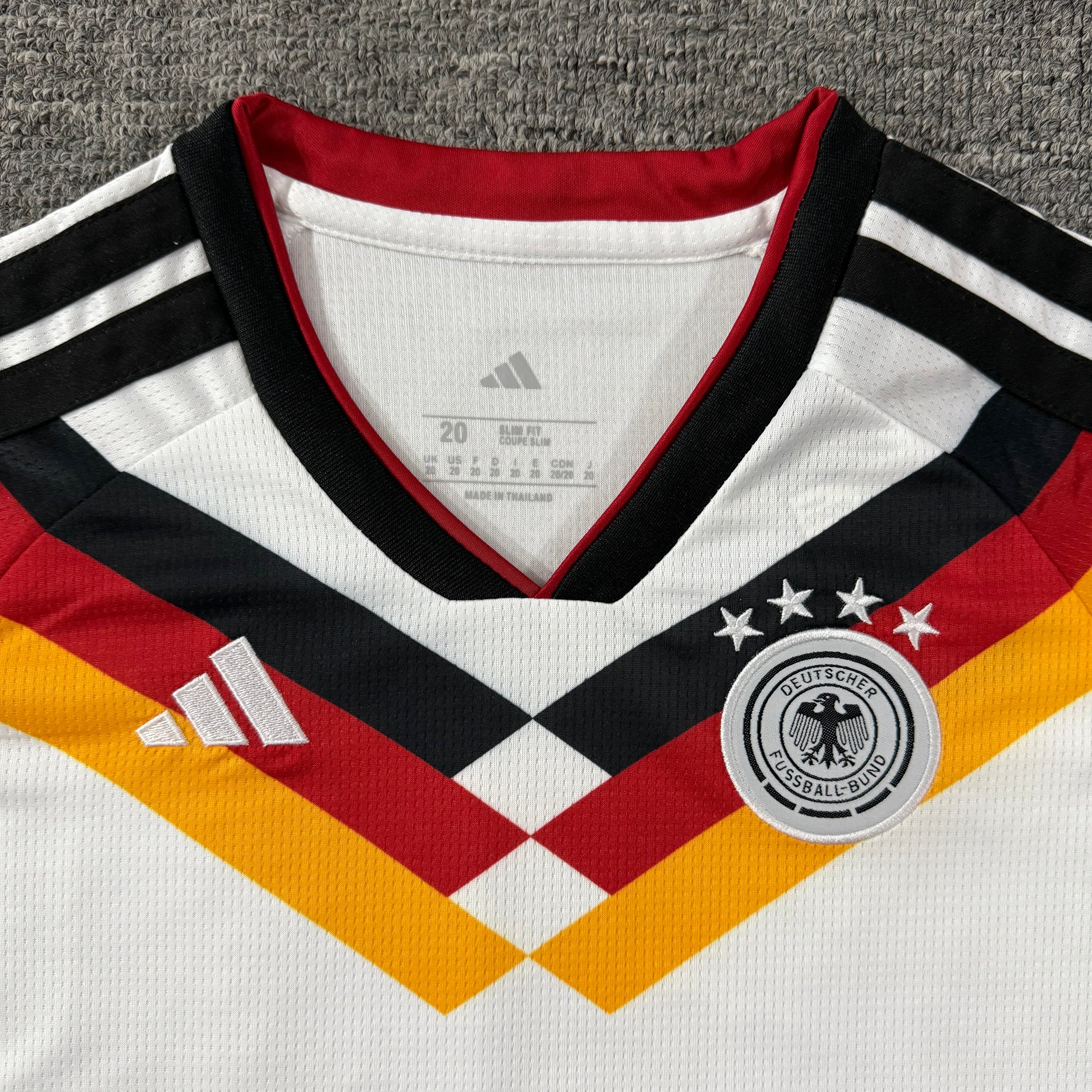 Ensemble de football enfant Allemagne domicile 2026/27 – vue 2
