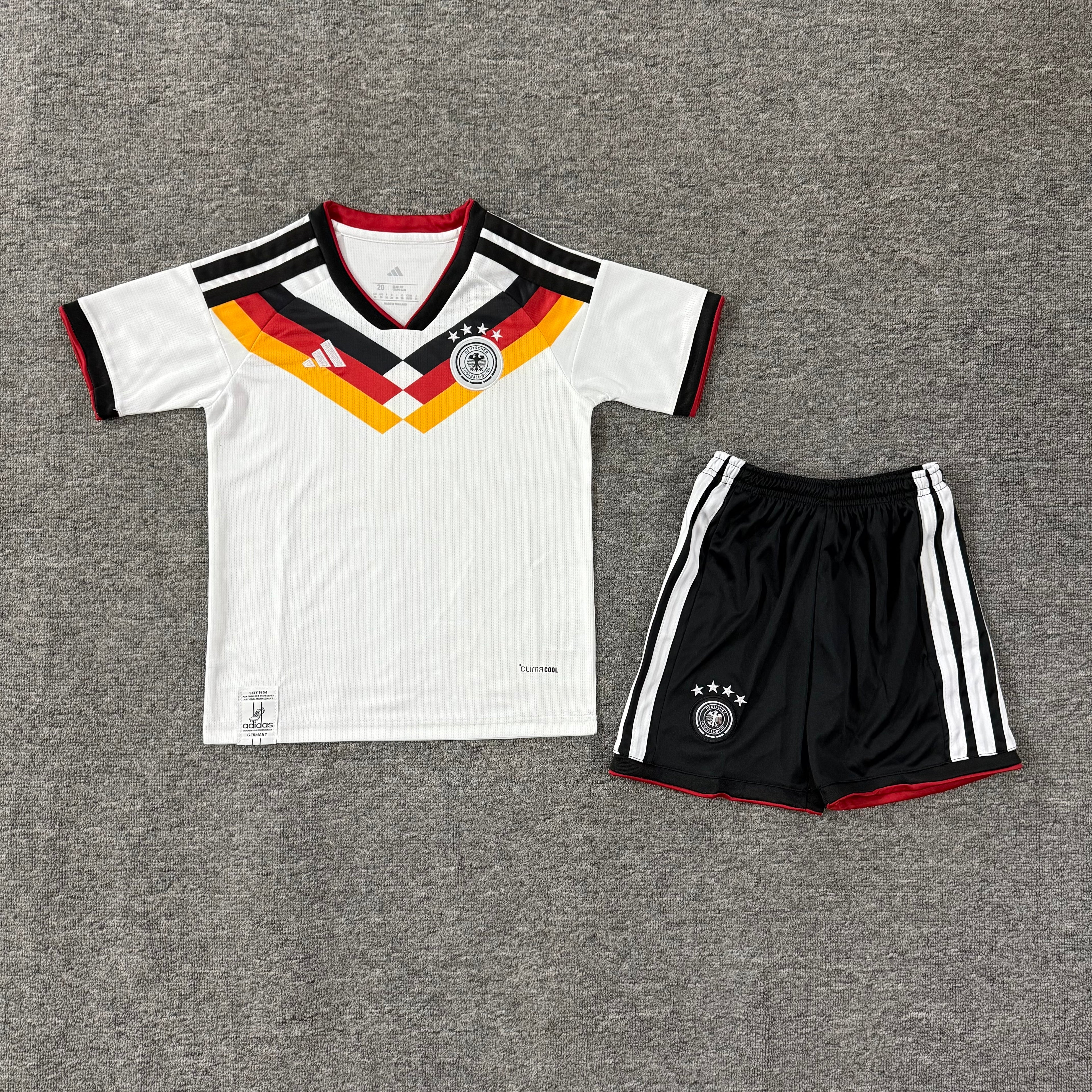 Ensemble de football enfant Allemagne domicile 2026/27 – vue 6