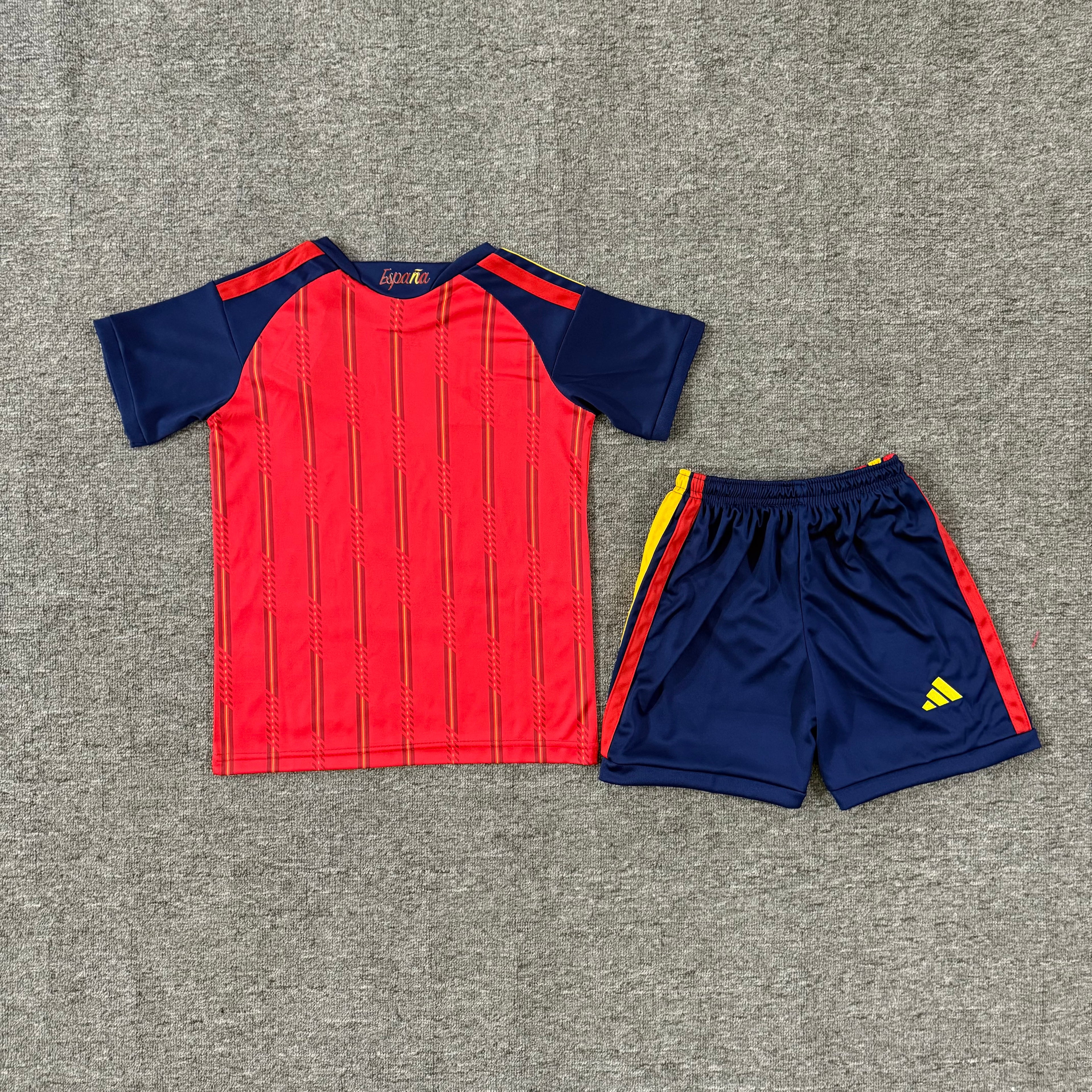 Ensemble de football enfant Espagne domicile 2026/27 – vue 2