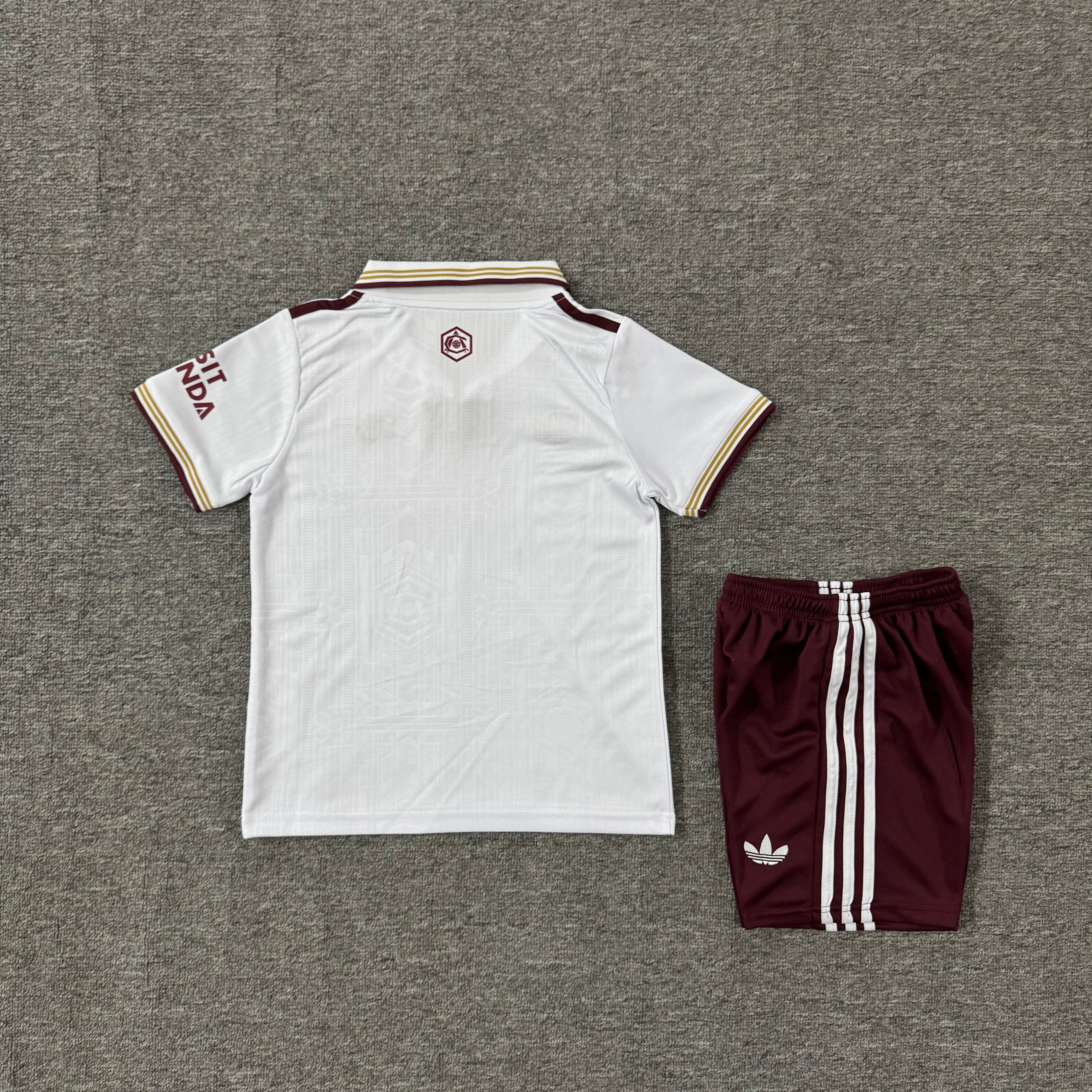 Ensemble de football enfant Arsenal third 2025/26 – vue 1