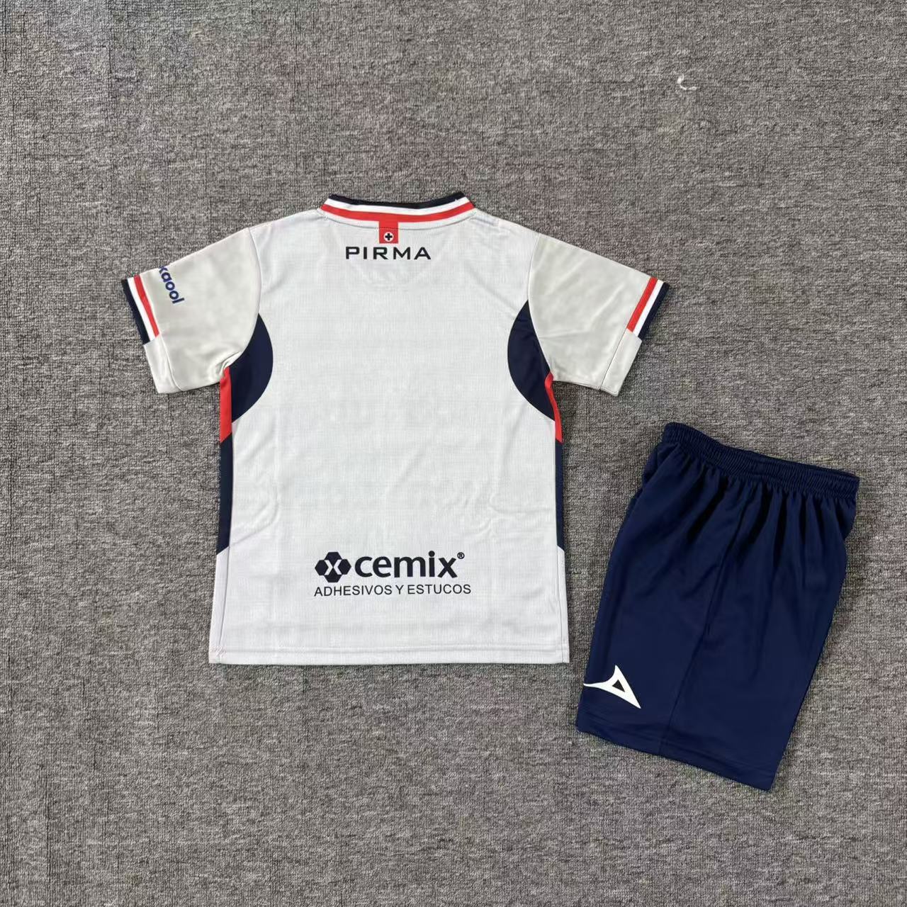 Ensemble de football enfant Cruz Azul extérieur 2025/26 – vue 1