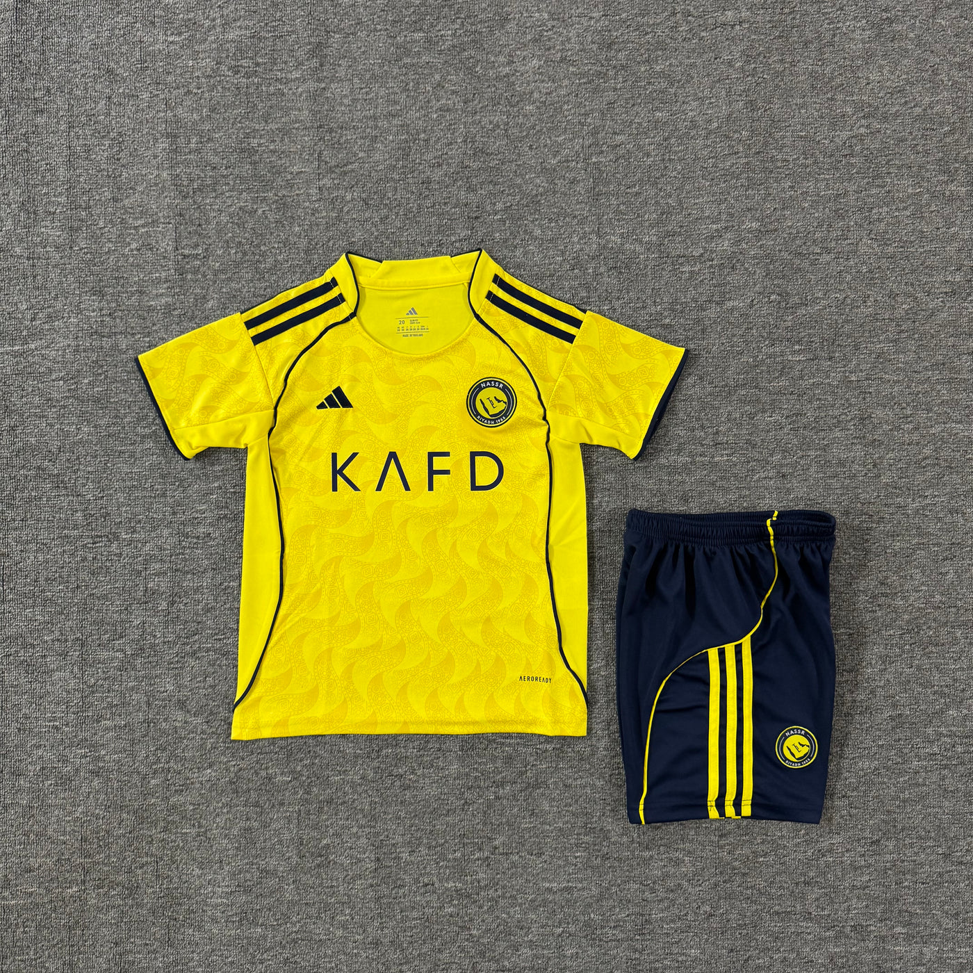 Ensemble de football enfant Al-Nassr domicile 2025/26 – vue 2