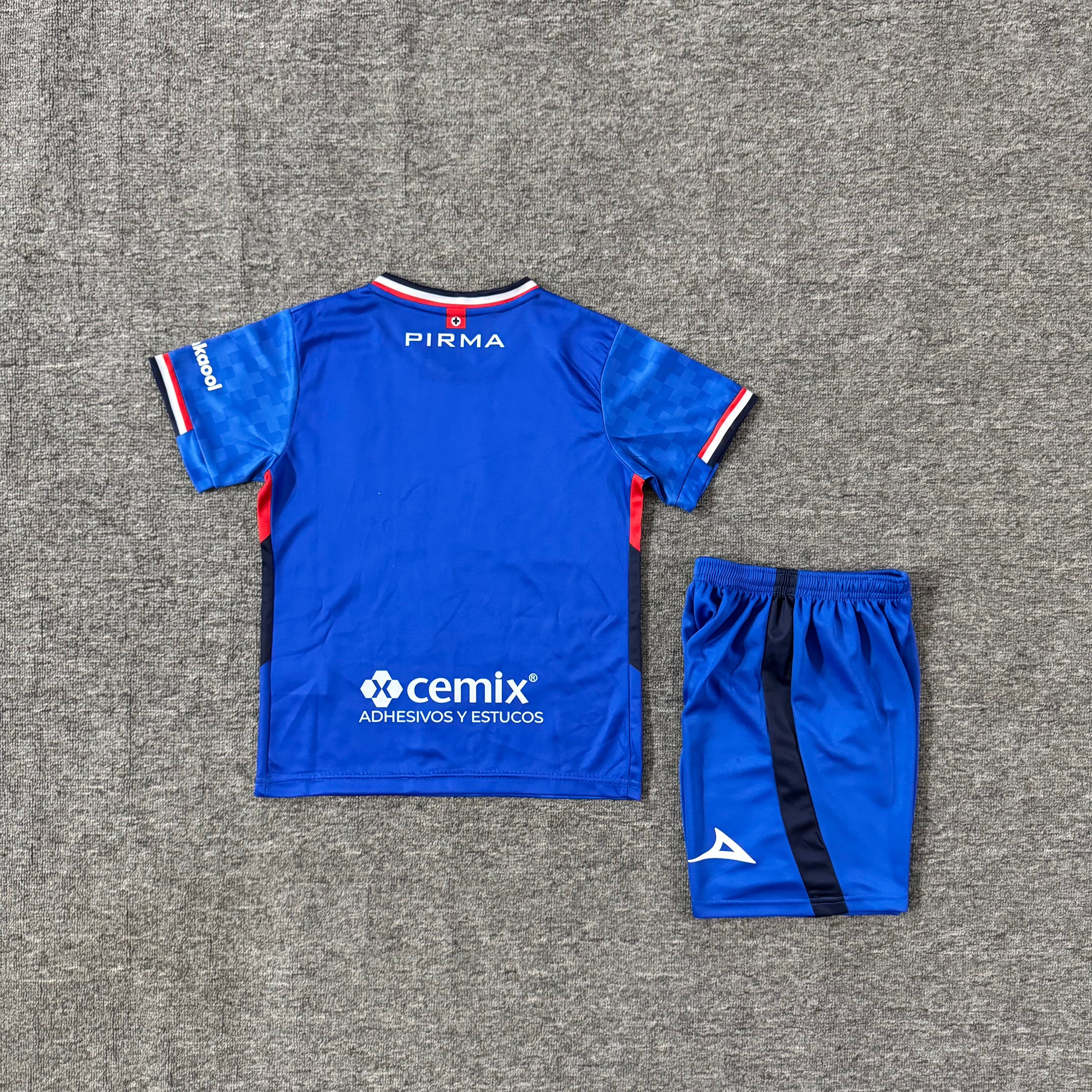 Ensemble de football enfant Cruz Azul domicile 2025/26 – vue 1