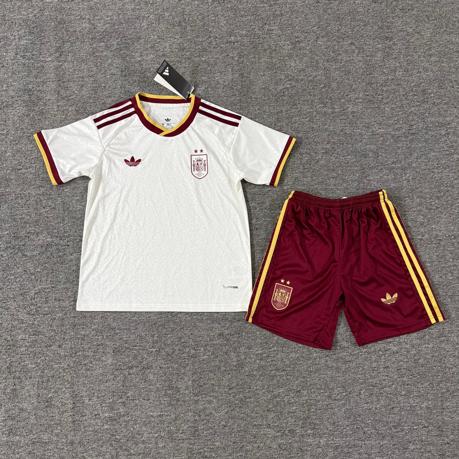 Ensemble de football enfant Espagne extérieur 2026 – vue 3