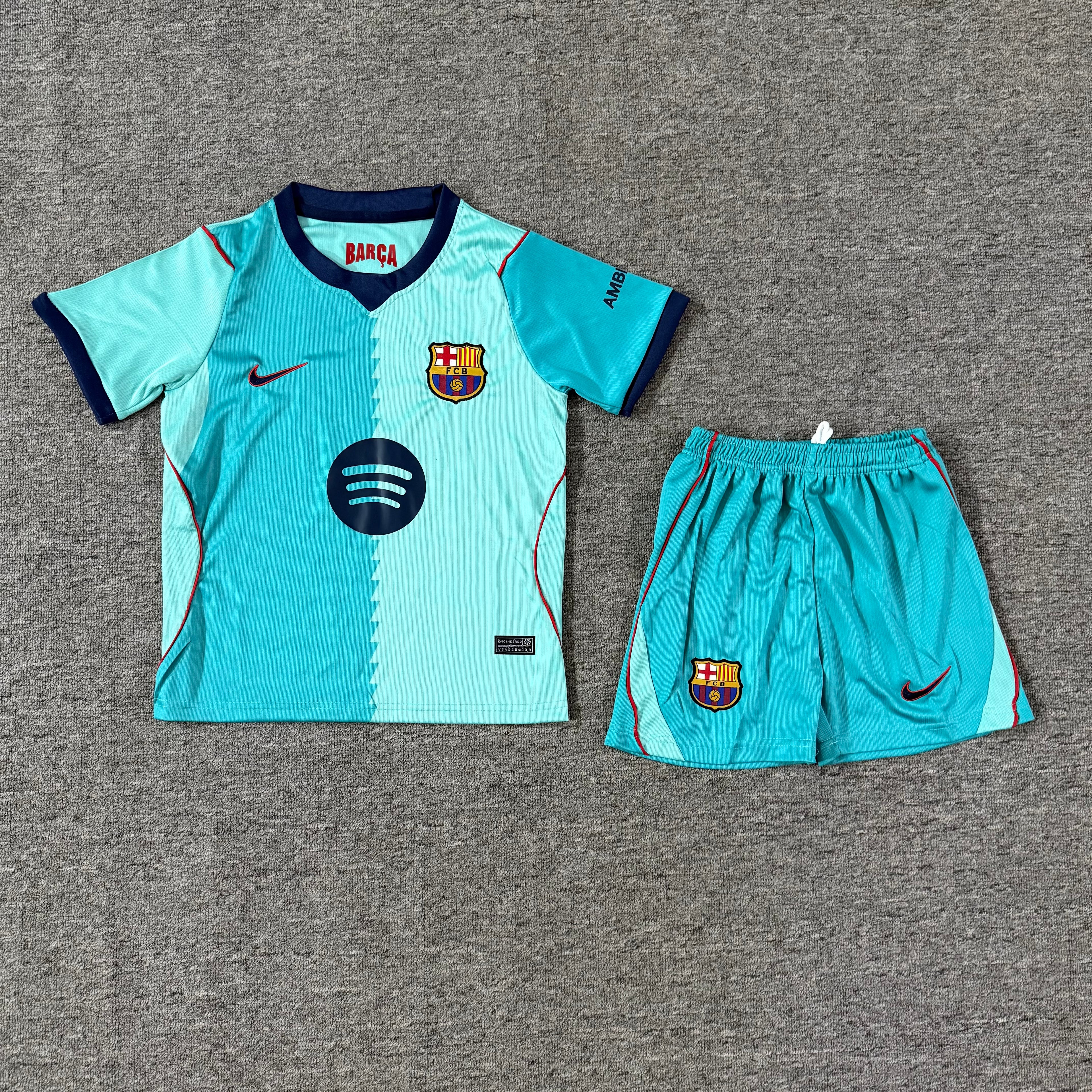 Ensemble de football enfant FC Barcelone third 2026/27 – vue 3