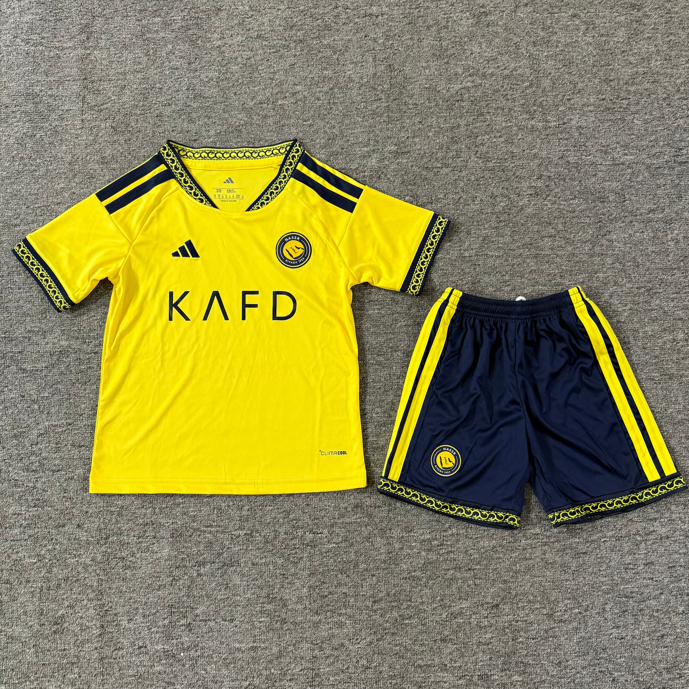 Ensemble de football enfant Al-Nassr domicile 2026/27 – vue 3