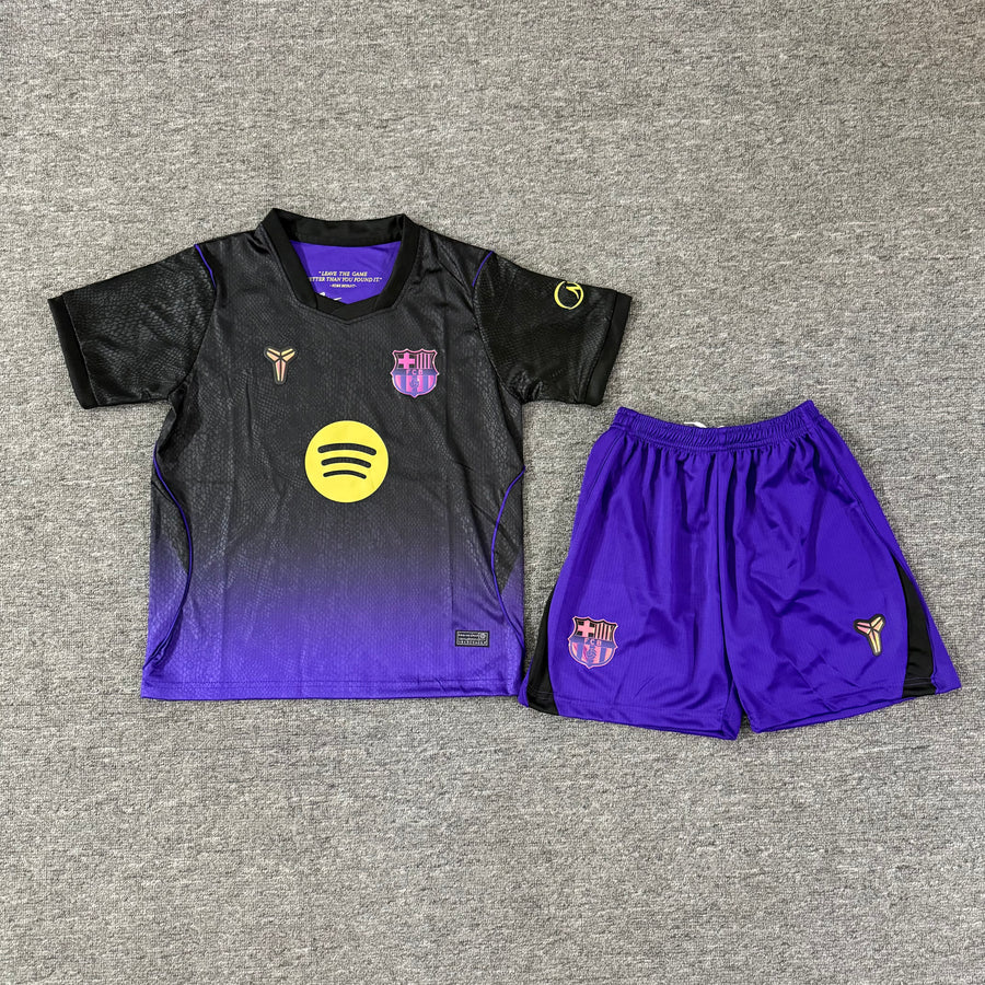 Ensemble de football enfant FC Barcelone extérieur 2026/27 – vue 3