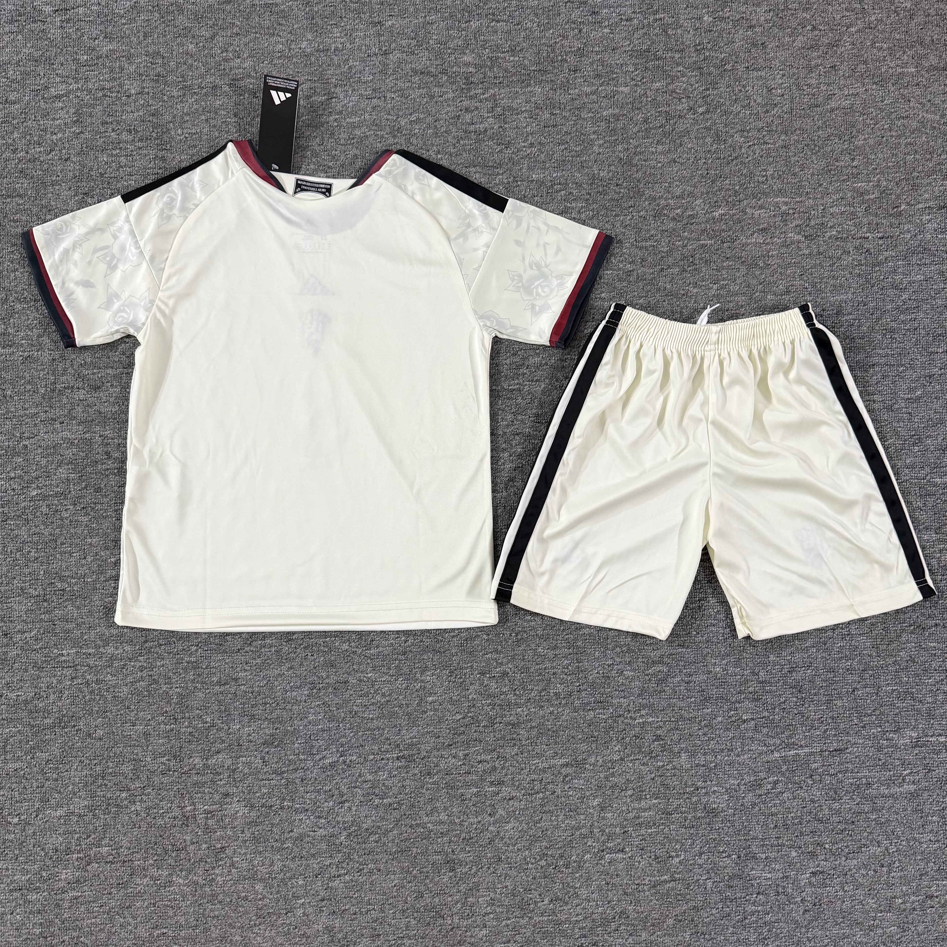 Ensemble de football enfant Manchester United third 2026/27 – vue 1
