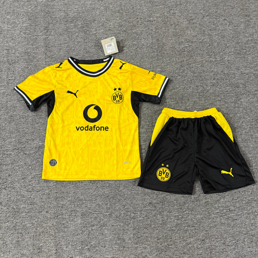 Ensemble de football enfant Borussia Dortmund domicile 2026/27 – vue 3