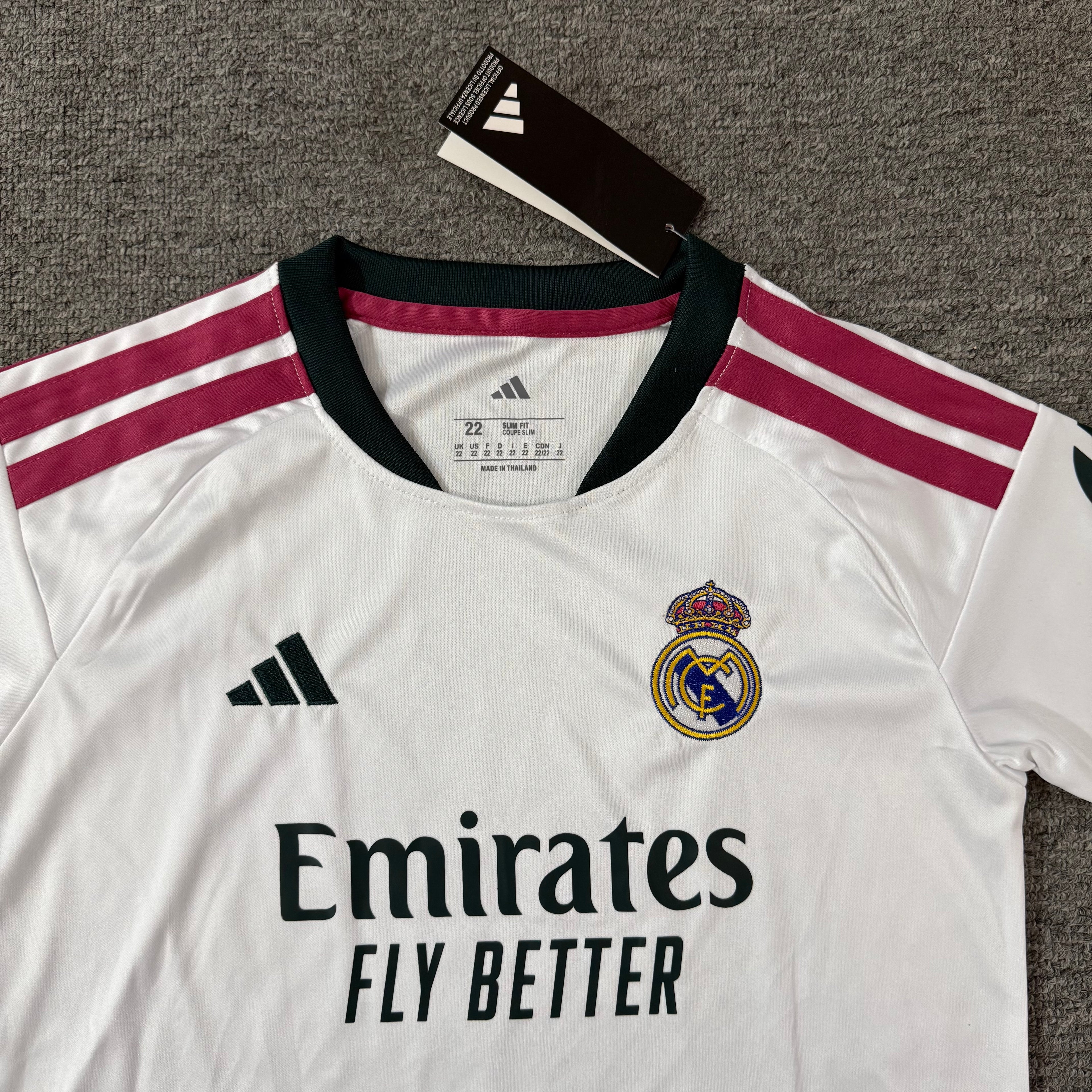 Ensemble de football enfant Real Madrid domicile 2026/27 – vue 2