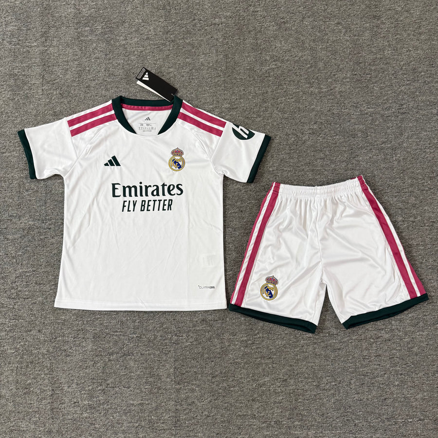 Ensemble de football enfant Real Madrid domicile 2026/27 – vue 3