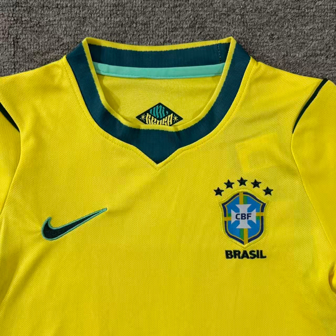 Ensemble de football enfant Brésil domicile 2026/27 – vue 2