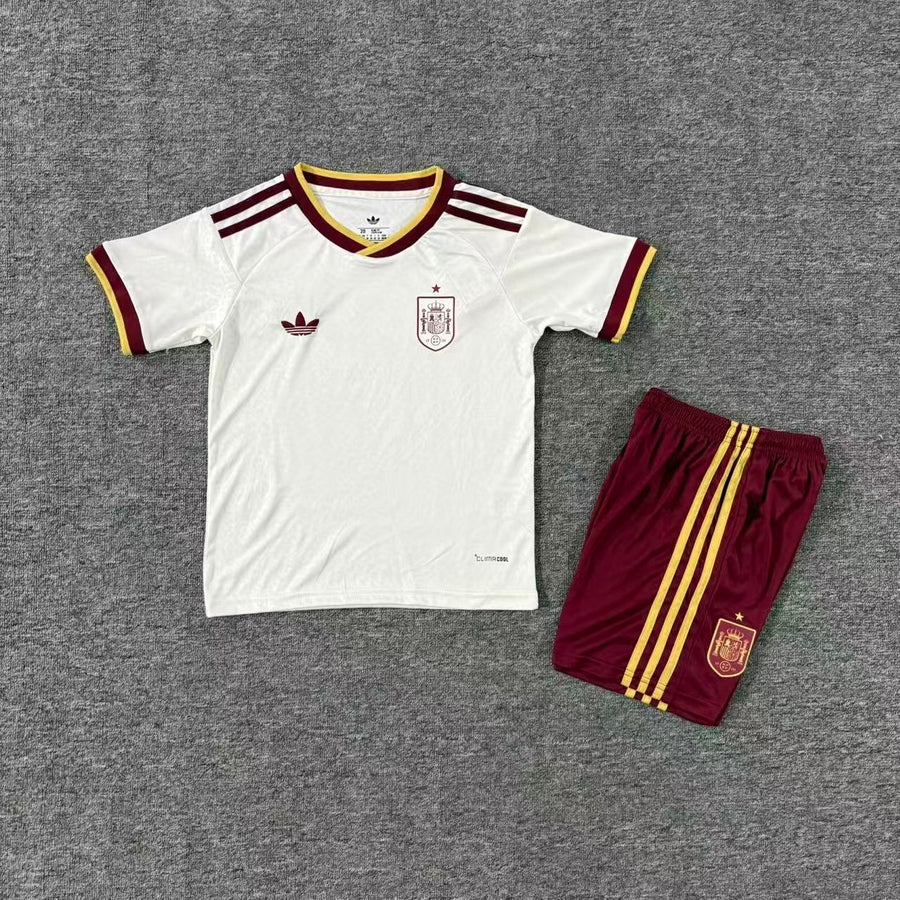 Ensemble de football enfant Espagne extérieur 2026/27 – vue 3
