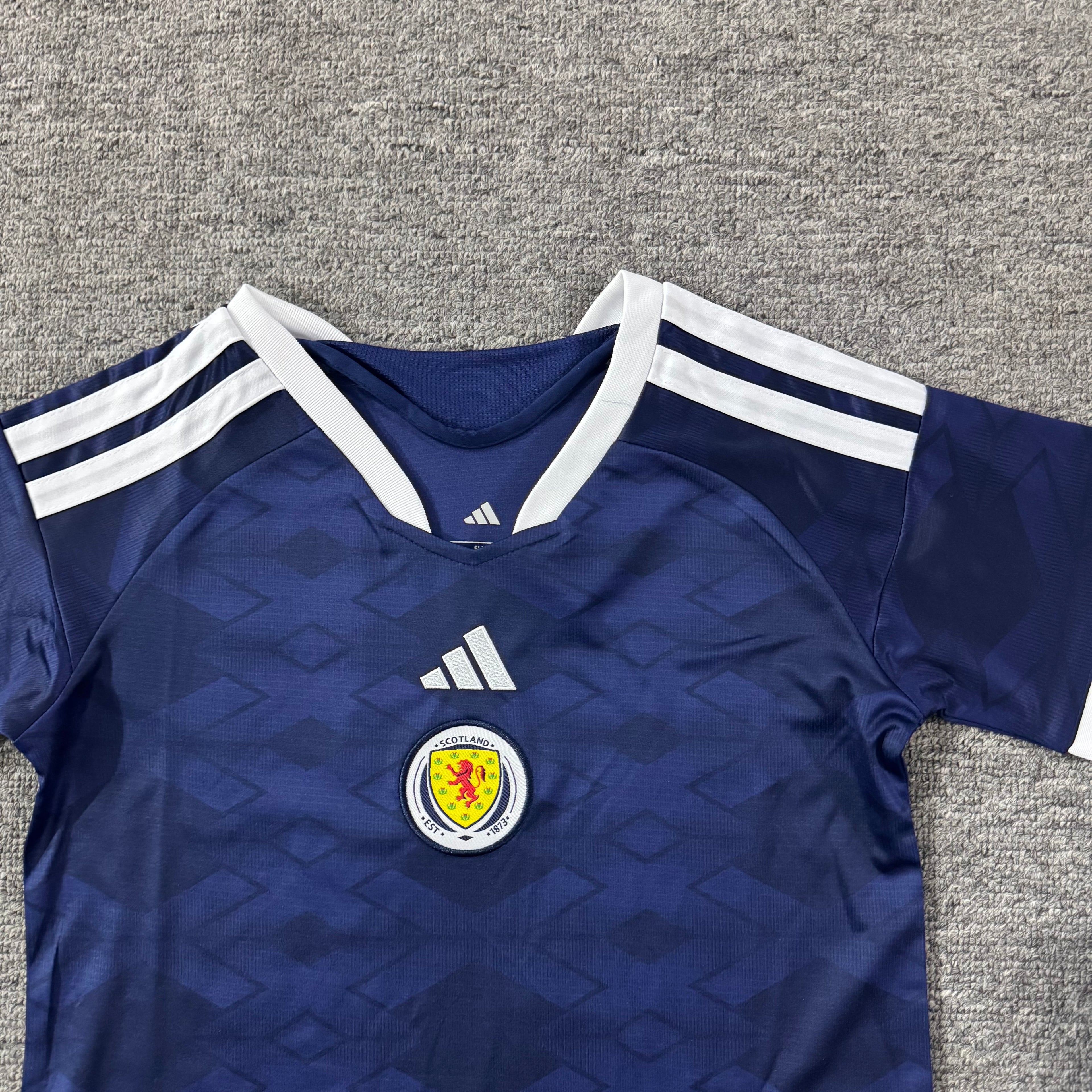 Ensemble de football enfant Écosse domicile 2026/27 – vue 2