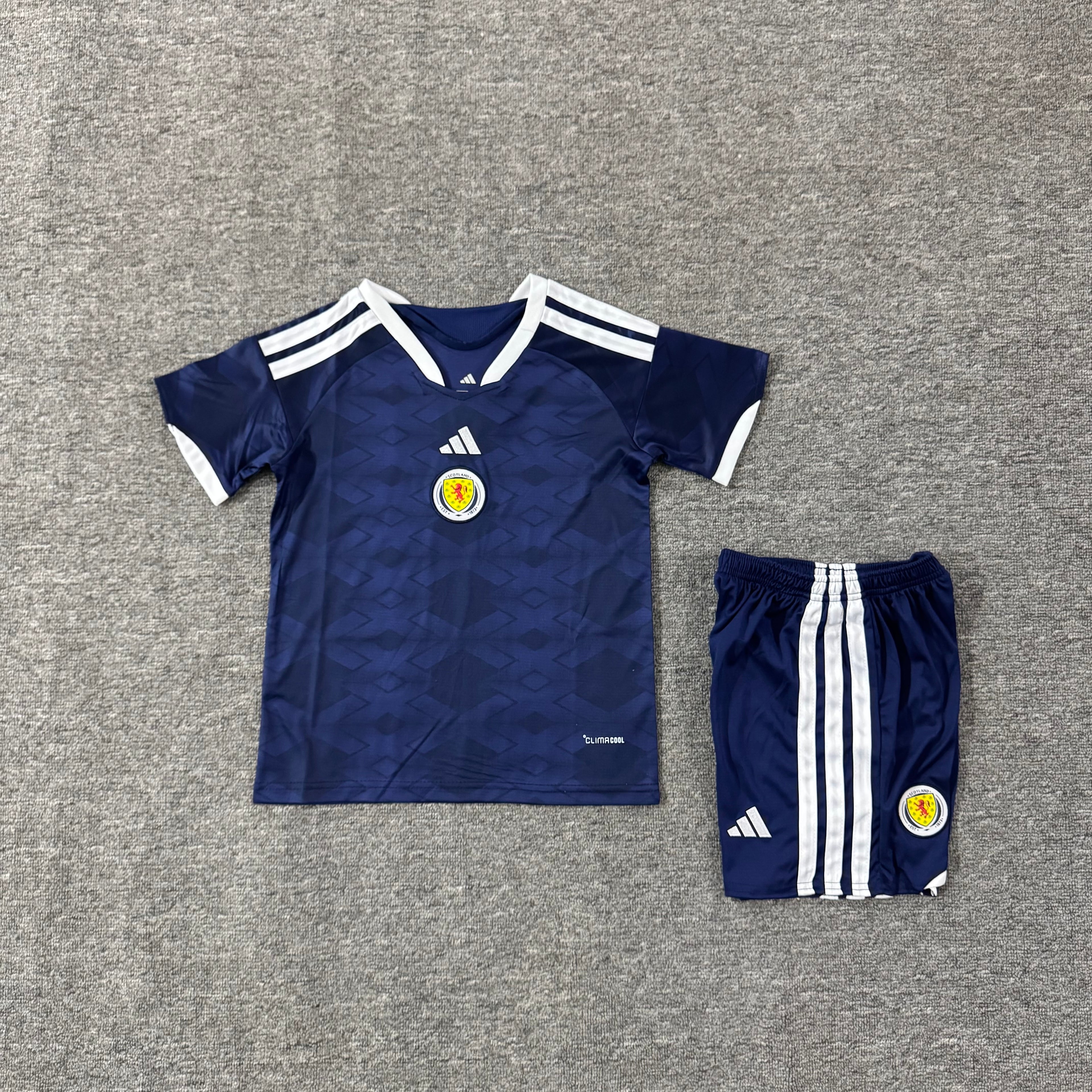 Ensemble de football enfant Écosse domicile 2026/27 – vue 3