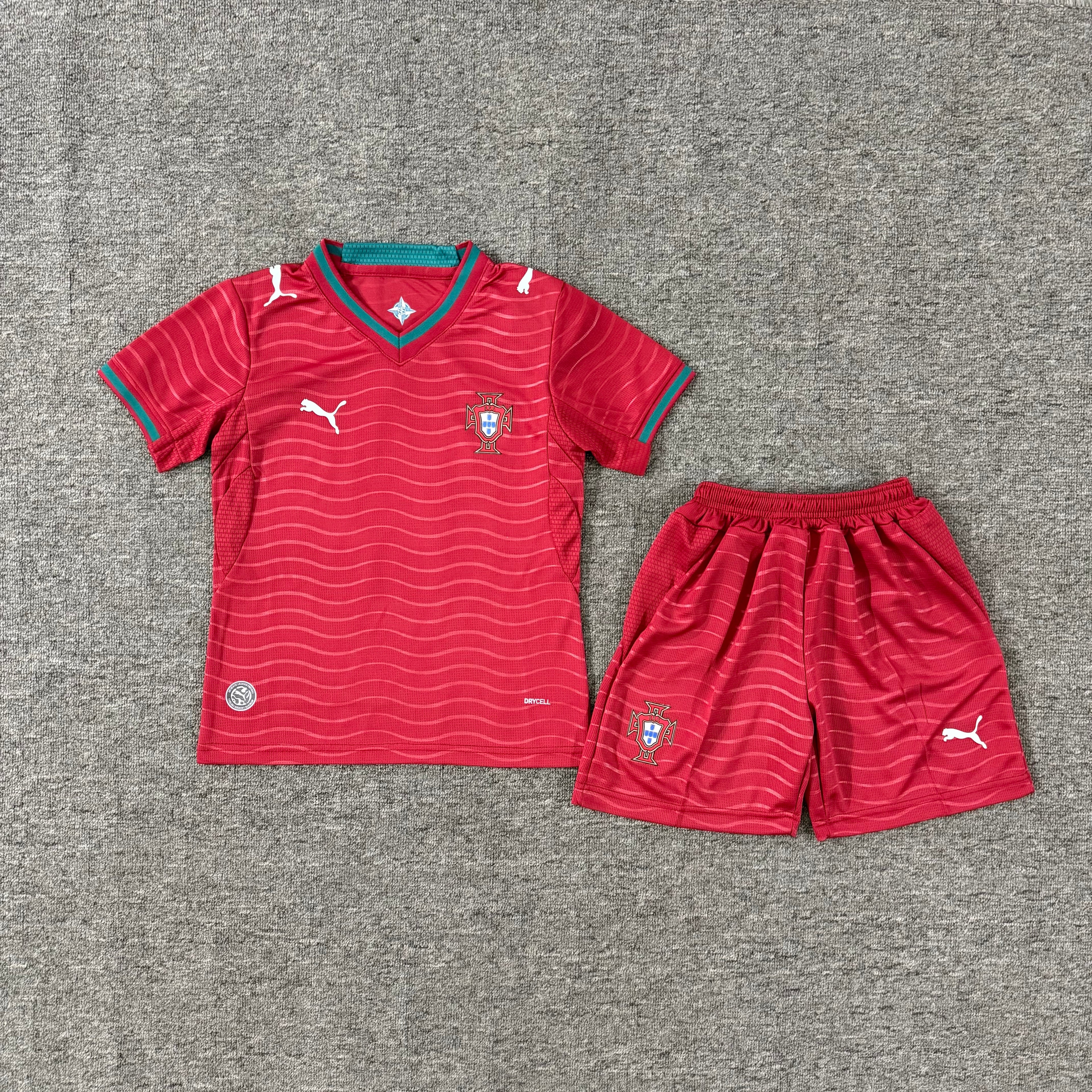 Ensemble de football enfant Portugal domicile 2026/27 – vue 3
