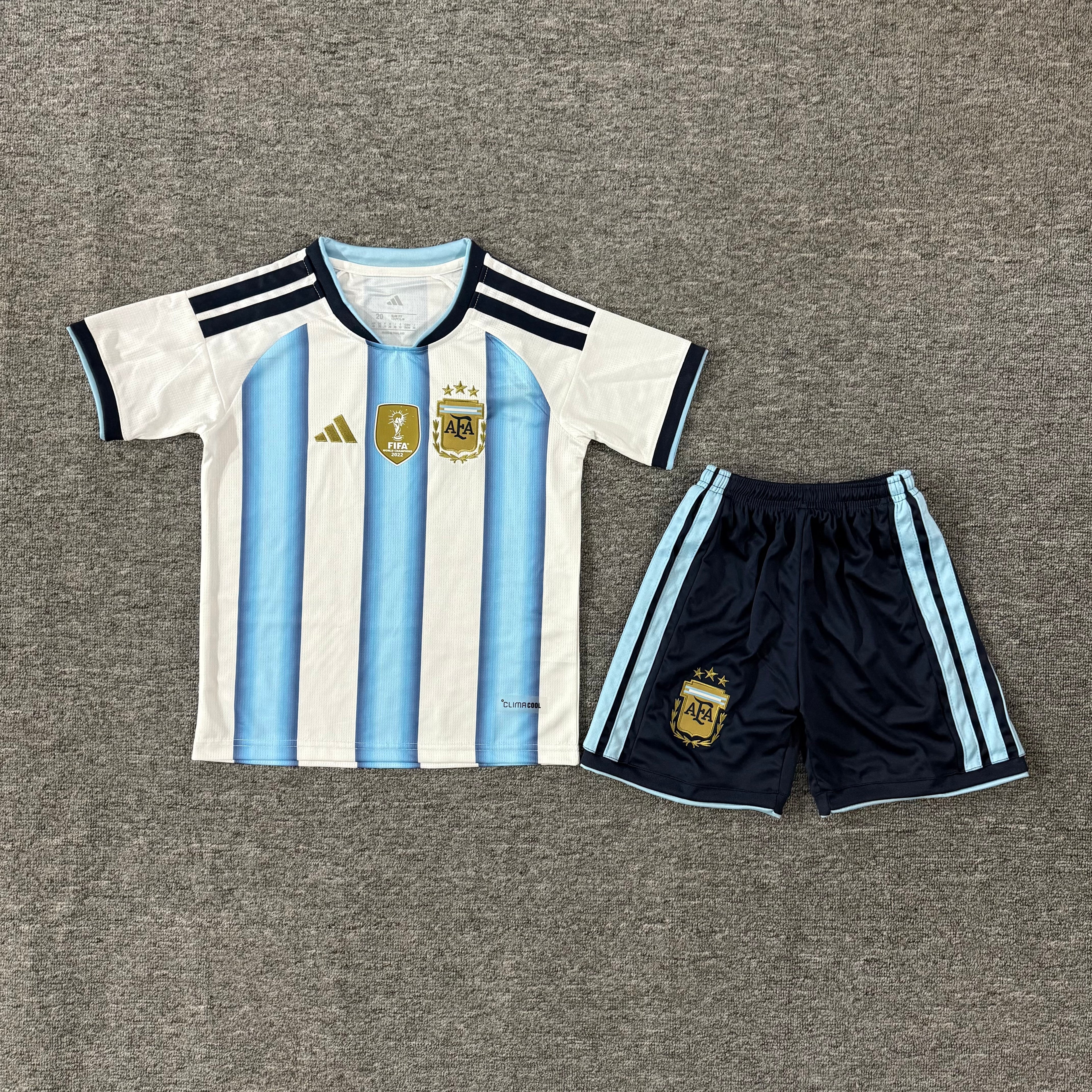 Ensemble de football enfant Argentine domicile 2026/27 – vue 2