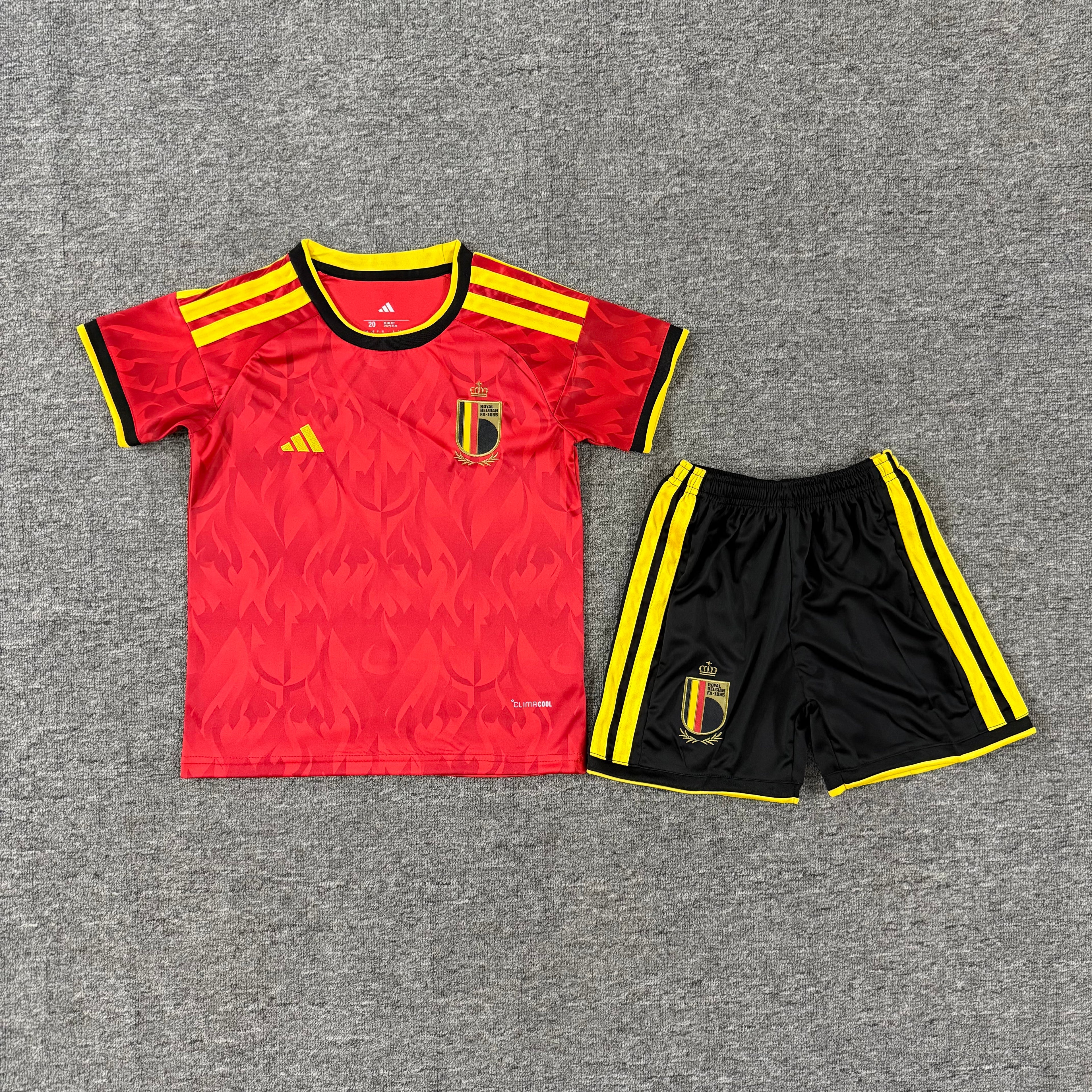 Ensemble de football enfant Belgique domicile 2026 – vue 6