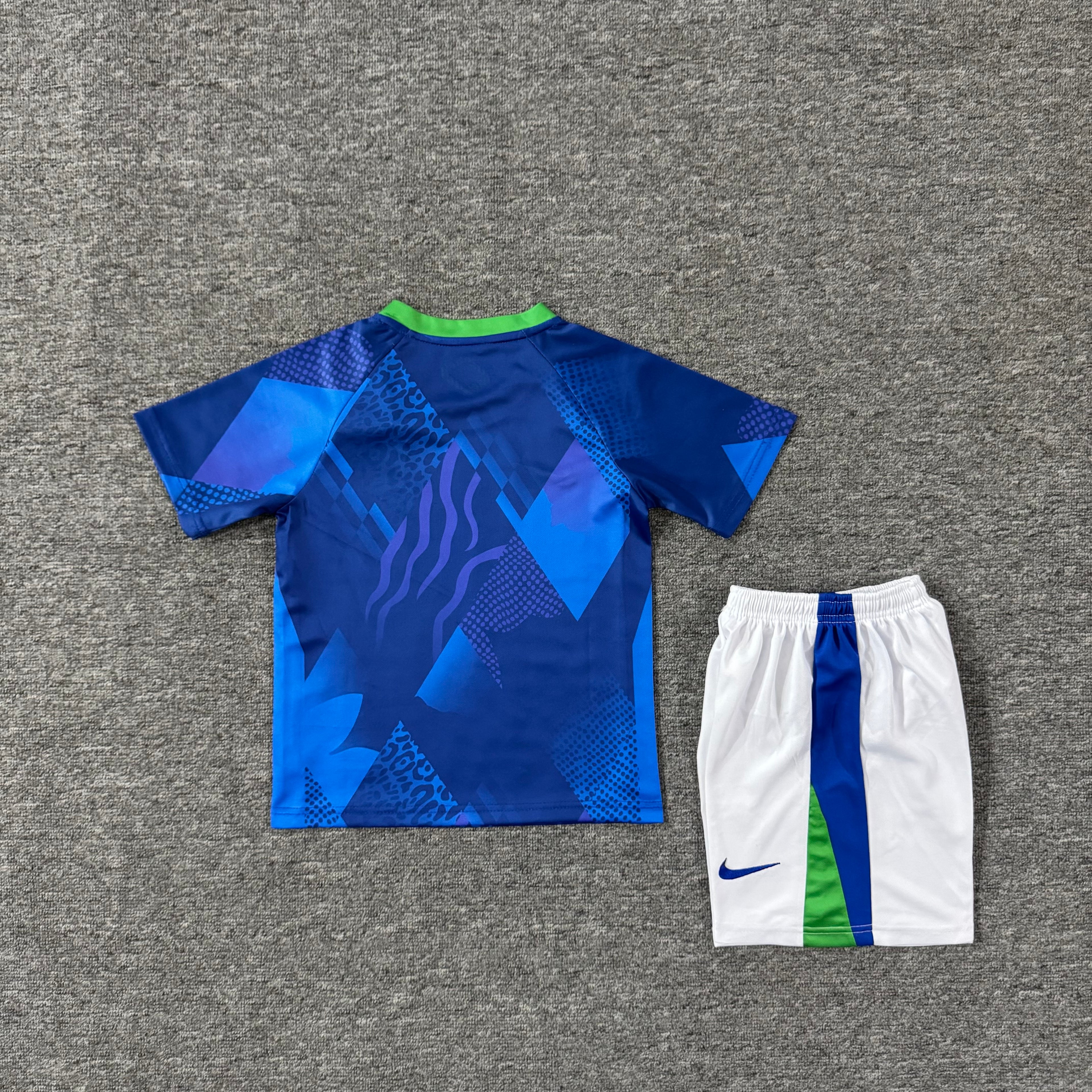 Ensemble de football enfant Brésil extérieur 2025/26 – vue 1
