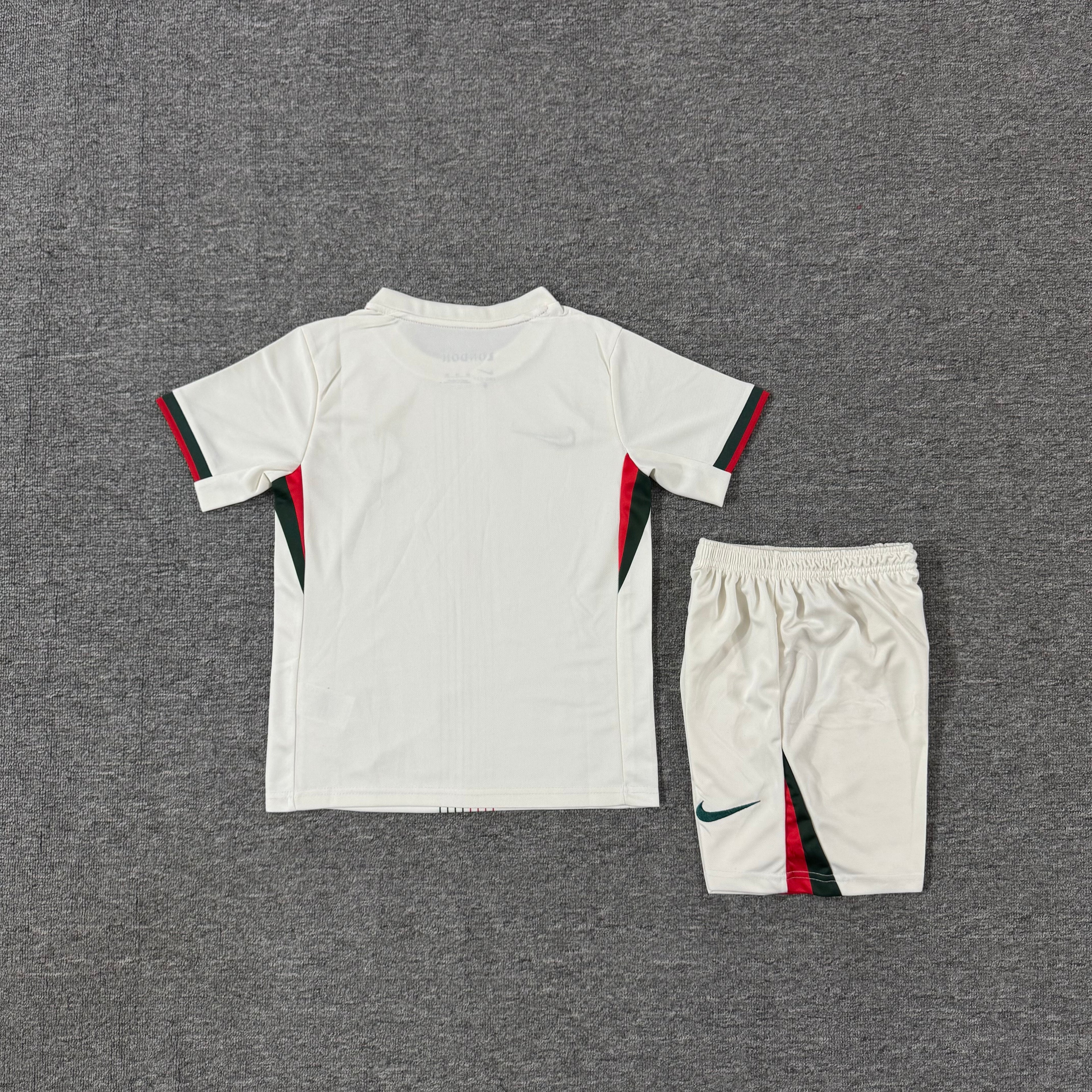 Ensemble de football enfant Chelsea extérieur 2025/26 – vue 1