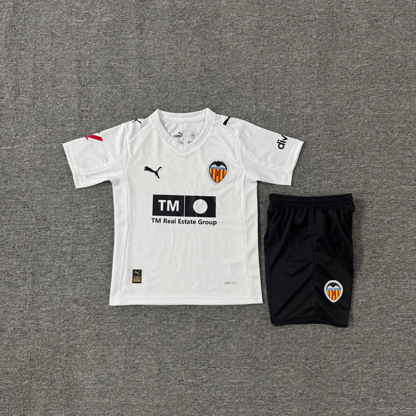 Ensemble de football enfant Valence domicile 2025/26 – vue 2