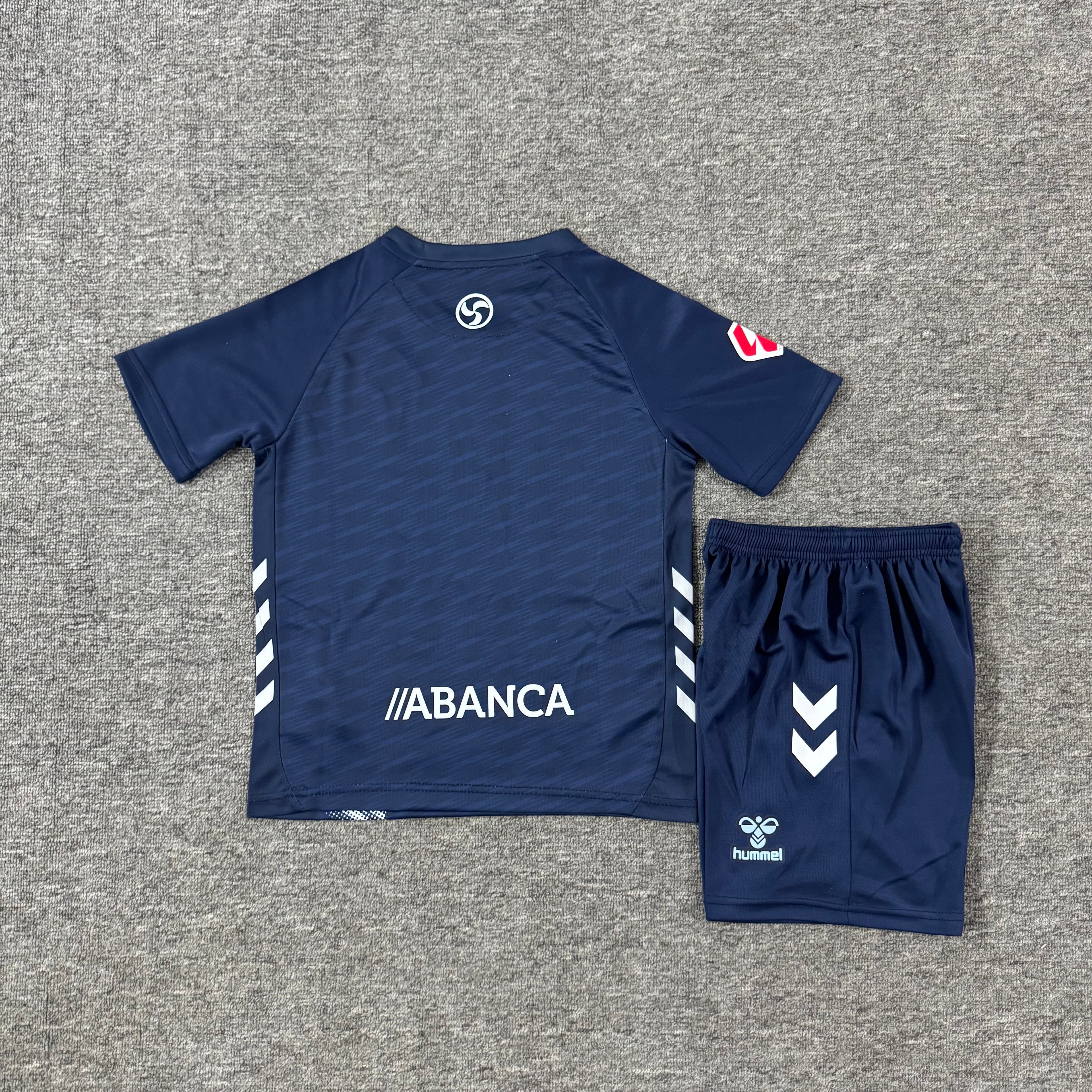 Ensemble de football enfant Celta Vigo extérieur 2025/26 – vue 1