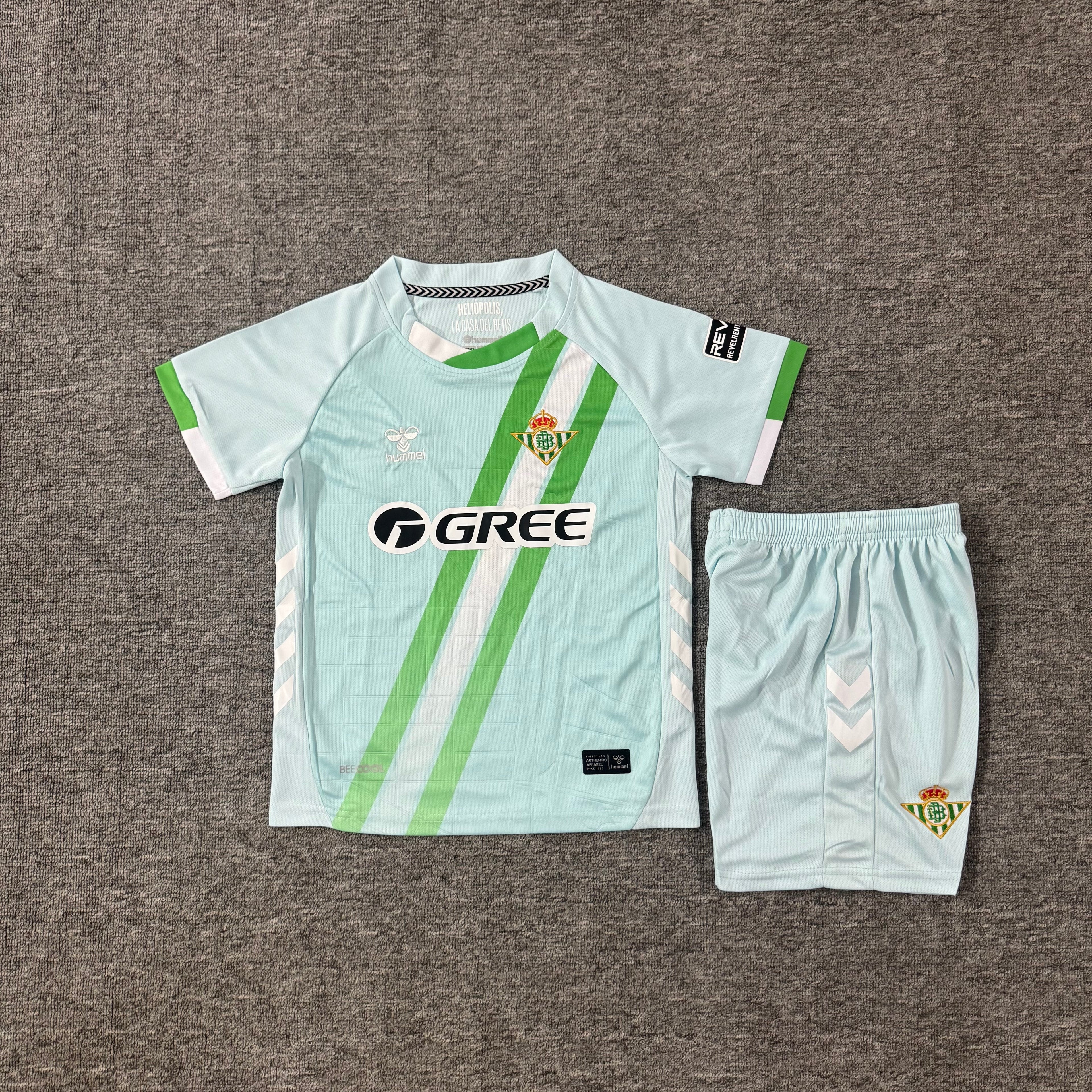 Ensemble de football enfant Real Betis extérieur 2025/26 – vue 2