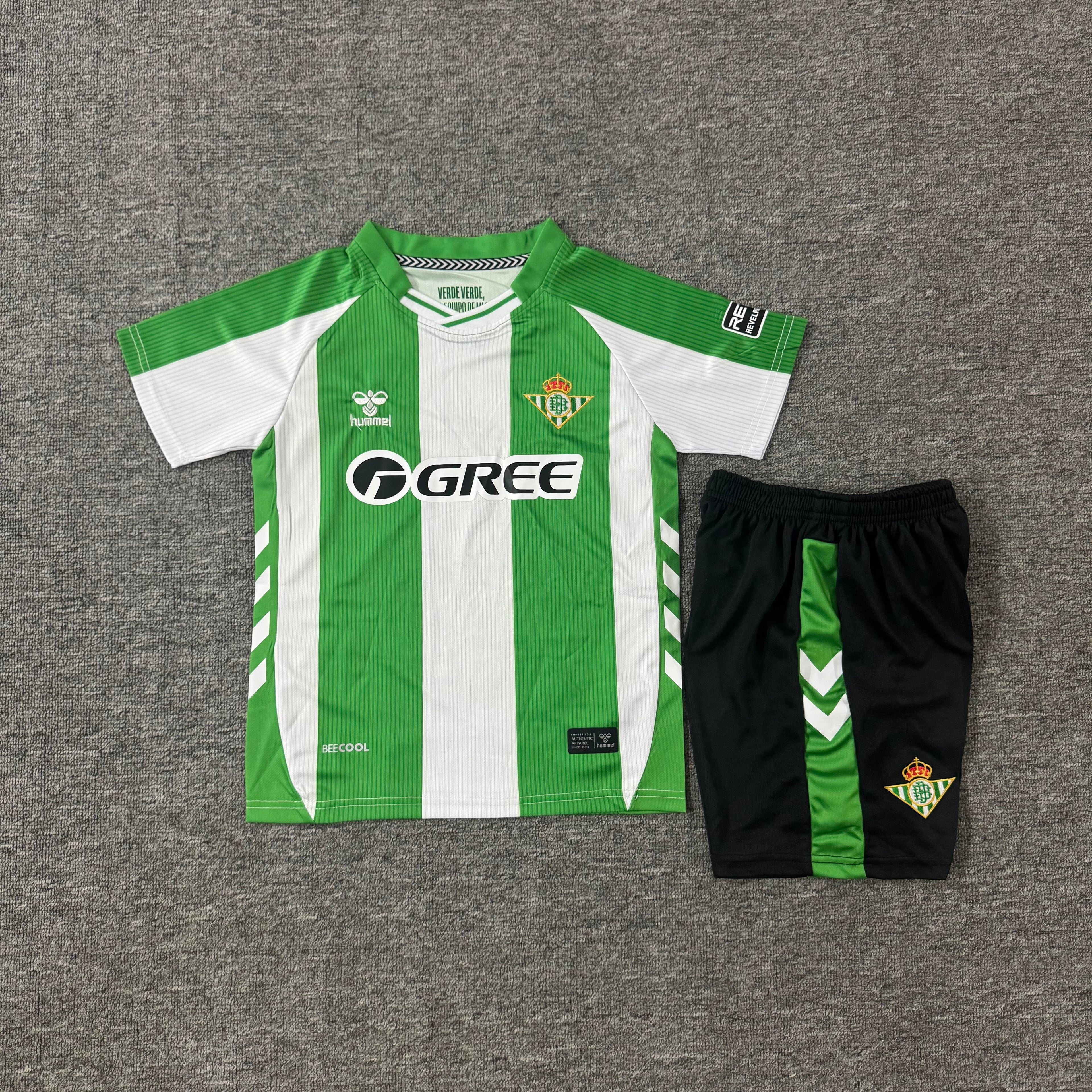 Ensemble de football enfant Real Betis domicile 2025/26 – vue 2