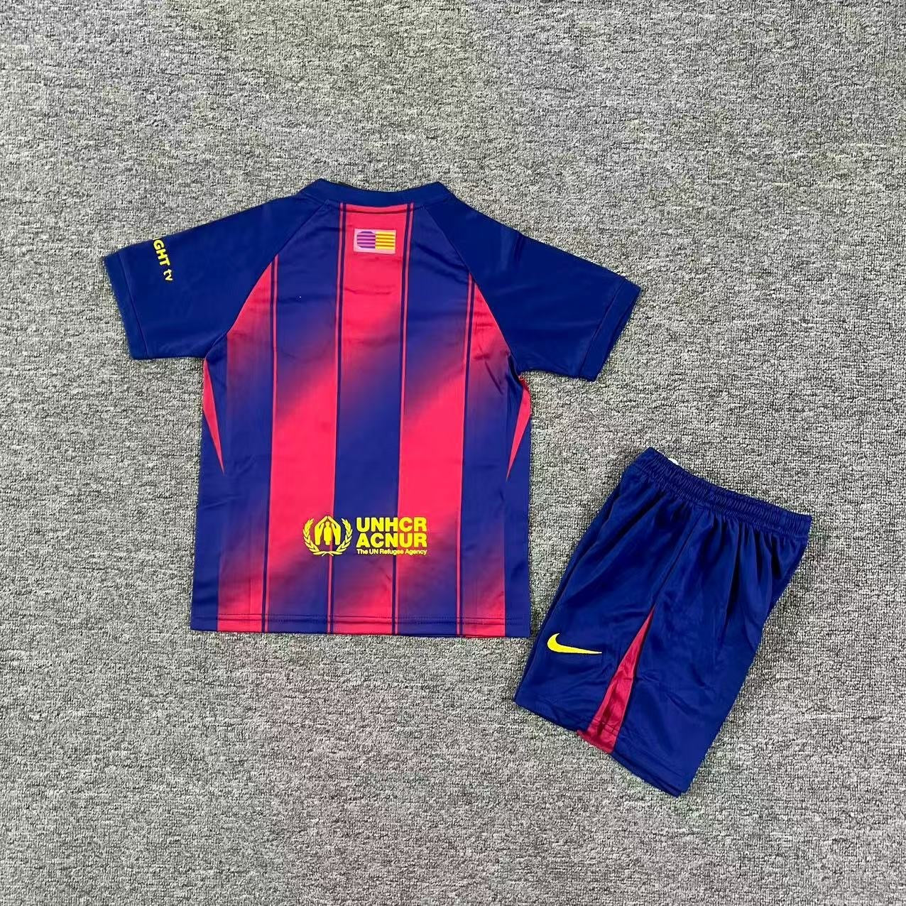 Ensemble de football enfant FC Barcelone domicile 2025/26 – vue 1