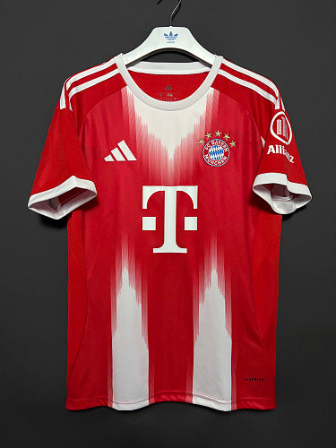 Maillot Bayern Munich domicile 2025/26