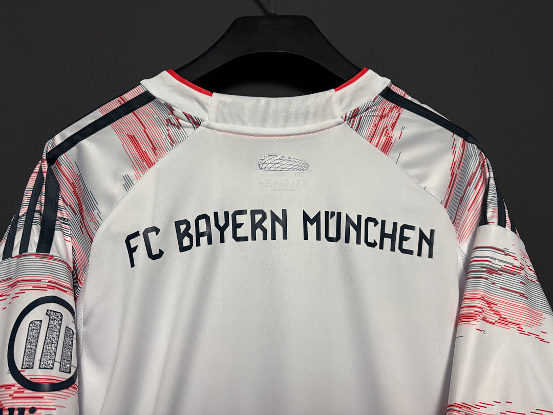 Maillot Bayern Munich extérieur 2025/26 | Virello – vue 4