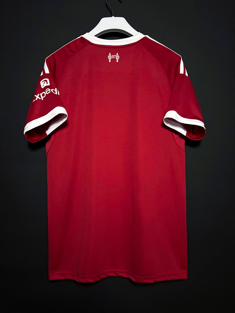 Maillot Liverpool domicile 2025/26 | Virello – vue 3