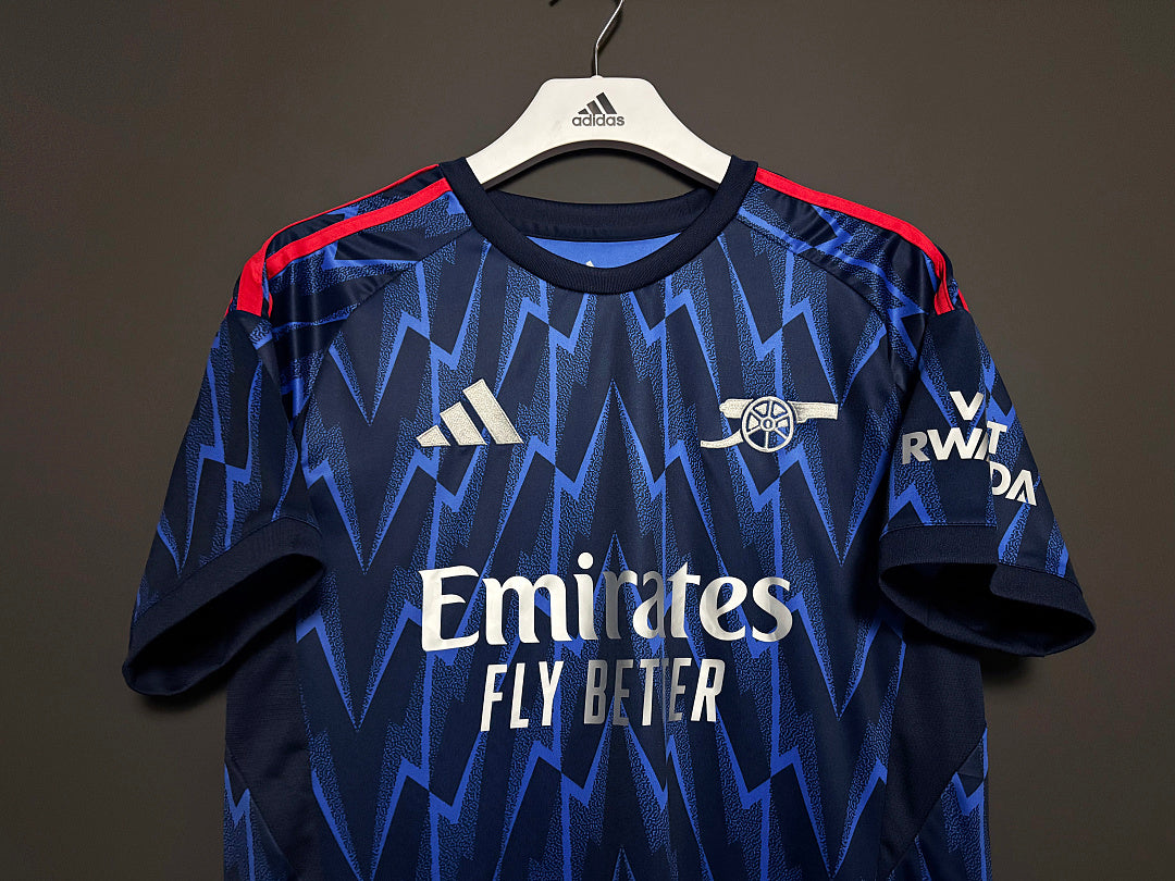 Maillot Arsenal extérieur 2025/26 | Virello – vue 4