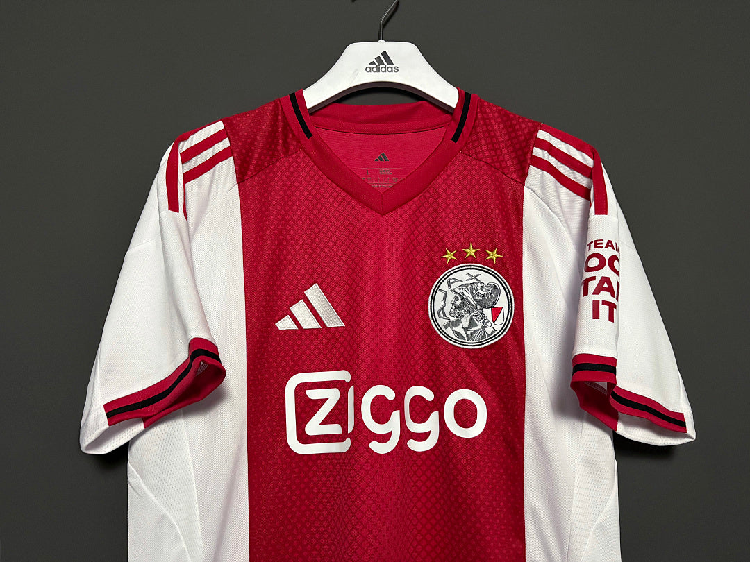 Maillot Ajax domicile 2025/26 | Virello – vue 4