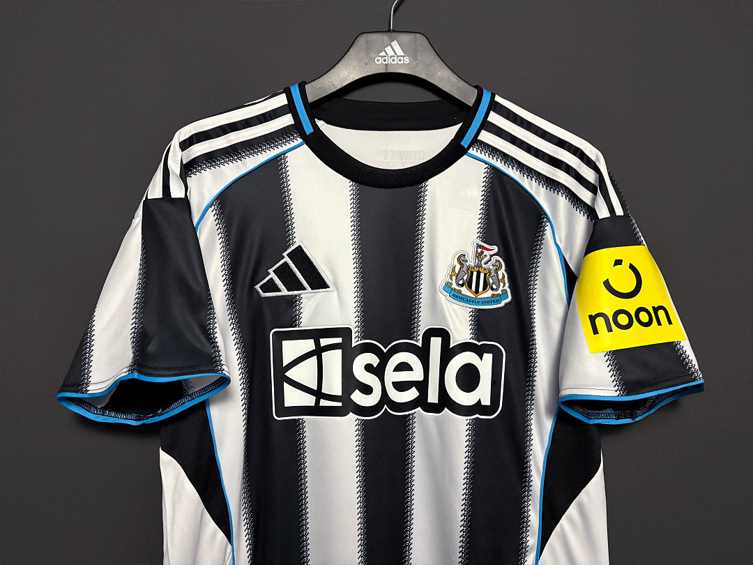 Maillot Newcastle domicile 2025/26 | Virello – vue 4
